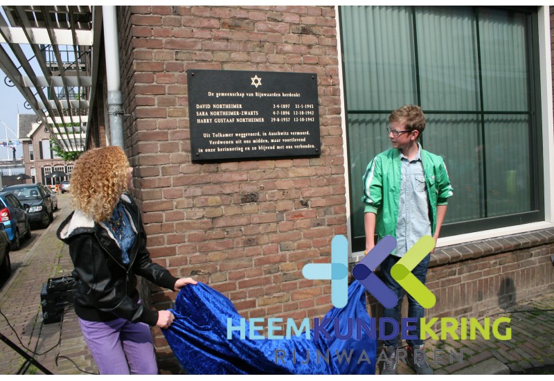 08-05-2013 Onthulling plaquette Northeimer Tolkamer Coll. P.Snip (17)